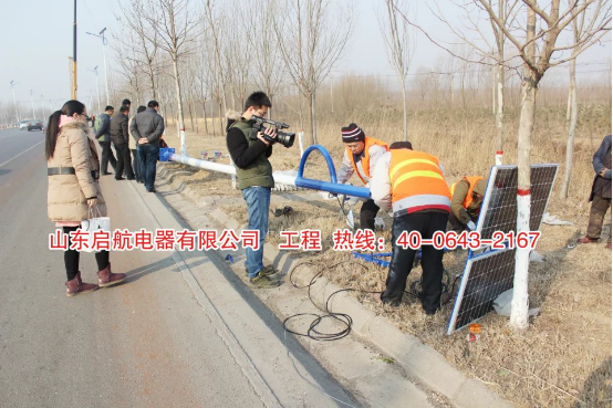 山東禹城房寺鎮(zhèn)S316省道路燈亮化工程.png