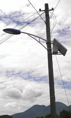 電線(xiàn)桿抱箍路燈